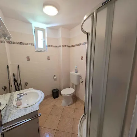 Appartement In Balatonoeszoed 53188 Balatonoszod